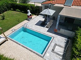 Cypress Garden Villas