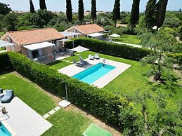 Cypress Garden Villas