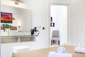 Cypress Garden Villas