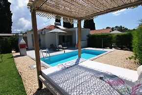 Cypress Garden Villas