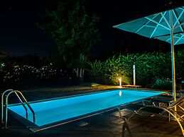 Cypress Garden Villas