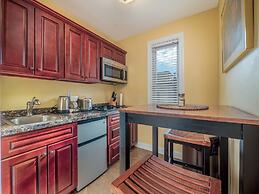 La Reserve on Pine