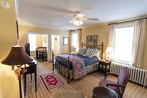 La Reserve Bed & Breakfast