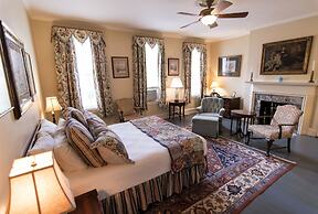 La Reserve Bed & Breakfast