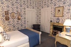 La Reserve Bed & Breakfast