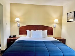 Candlelight Inn & Suites Hwy 69 near McAlester