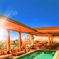 K Tower Boutique Hotel By Lucerna