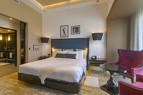 K Tower Boutique Hotel By Lucerna