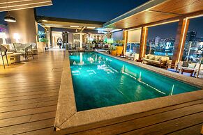 K Tower Boutique Hotel By Lucerna