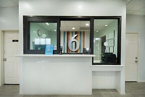 Motel 6 Houston, TX - I-10 West