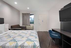 Motel 6 Houston, TX - I-10 West