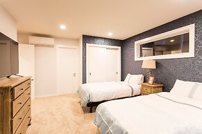 Sagittarius DH Lake View Villa