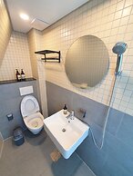 Yolo Guesthouse - Hostel