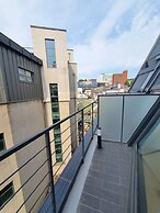 Yolo Guesthouse - Hostel