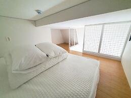 Yolo Guesthouse - Hostel