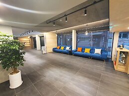 Yolo Guesthouse - Hostel