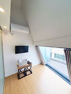 Yolo Guesthouse - Hostel