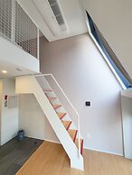 Yolo Guesthouse - Hostel