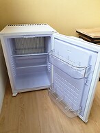 Yolo Guesthouse - Hostel