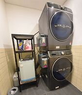 Yolo Guesthouse - Hostel