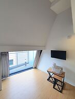 Yolo Guesthouse - Hostel