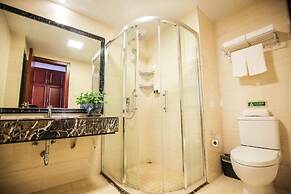 New Knight Royal Hotel