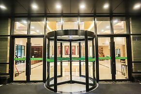 New Knight Royal Hotel