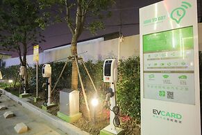 New Knight Royal Hotel