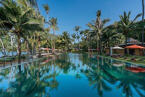 Peninsula Beach Resort