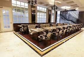 Cinnamon Hotel Boutique Syariah