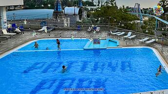 Pattaya Park Beach Resort