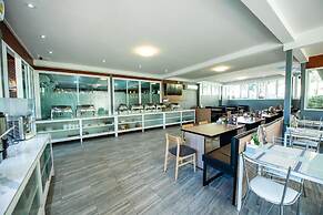 Baansuan Aokhai Beach Resort