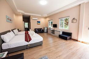 Baansuan Aokhai Beach Resort