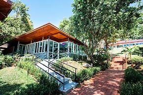 Baansuan Aokhai Beach Resort