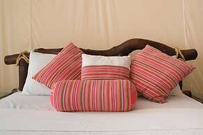 Bahari Dhow Beach Villas