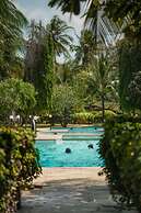 Bahari Dhow Beach Villas