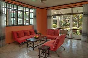 Bahari Dhow Beach Villas