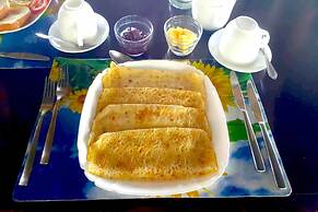 Bahari Dhow Beach Villas