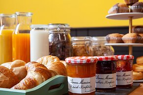 The Suite Fabric Hotel