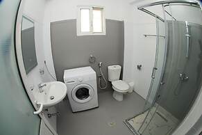 Hotel Vila Alvin & Apartments