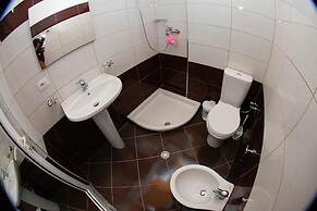 Hotel Vila Alvin & Apartments