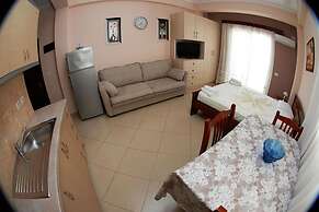 Hotel Vila Alvin & Apartments