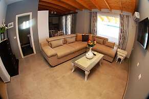 Hotel Vila Alvin & Apartments