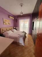 Hotel Vila Alvin & Apartments