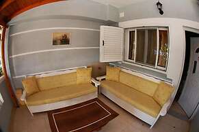 Hotel Vila Alvin & Apartments