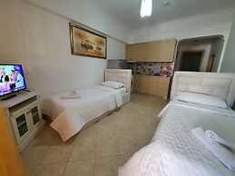 Hotel Vila Alvin & Apartments