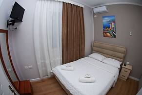 Hotel Vila Alvin & Apartments