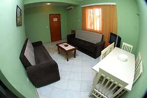 Hotel Vila Alvin & Apartments