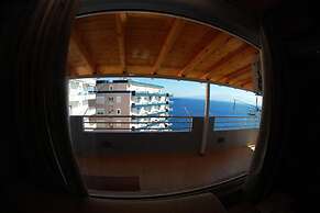 Hotel Vila Alvin & Apartments