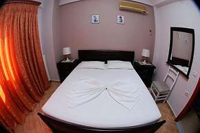 Hotel Vila Alvin & Apartments